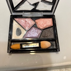 ケイトアイシャドウの画像