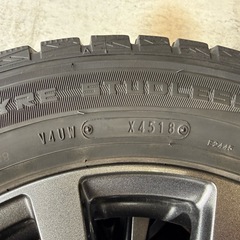 スタッドレスタイヤ 14インチ
の画像