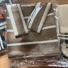 ニットバッグの画像