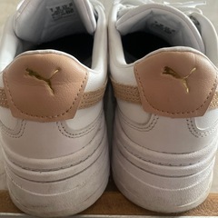 PUMA メイズスタック 厚底スニーカー 25㎝の画像