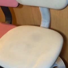 高さ調節可能　学習机
の画像