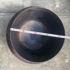 大きい羽釜　直径45cm　深さ38cm　木製フタ付き　古いですが問題なく使えます！の画像