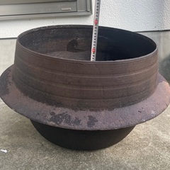大きい羽釜　直径45cm　深さ38cm　木製フタ付き　古いですが問題なく使えます！の画像