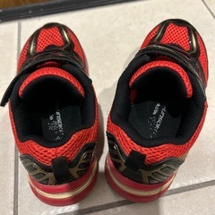 瞬足　スニーカー　20センチの画像