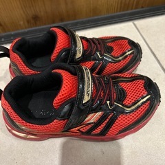 瞬足　スニーカー　20センチの画像