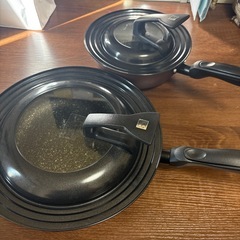 【受け渡し予定者決定】IH対応 フライパン、鍋の画像