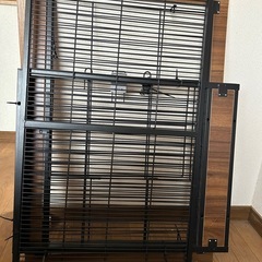 屋根付きケージ
の画像