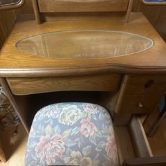 三面鏡台の画像