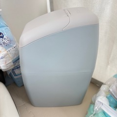 アップリカ　おむつポットの画像