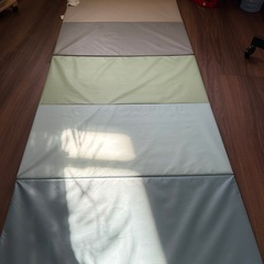 IKEA プレイマット よがまっとヨガマットの画像