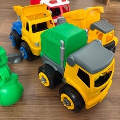 大きめ15センチほど程　車のおもちゃの画像