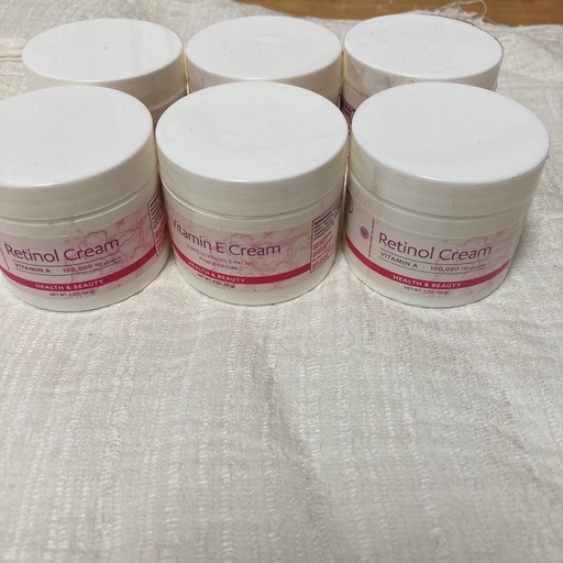 ビタミンワールド　レチノールクリーム