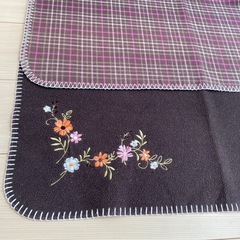 ソファパッド チェアシート カバー ラグ 膝掛け マット 用途色々の画像