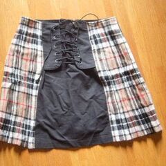 GRLグレイル 両脇バーバリーチェックのミニスカの画像