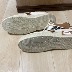 未使用ハイカット　スニーカーの画像