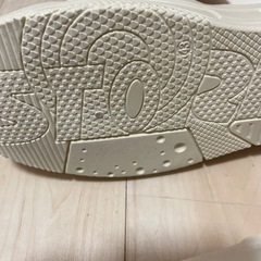 未使用ハイカット　スニーカーの画像