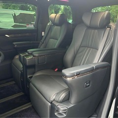 R3年式アルファード　エグゼクティブラウンジSの画像