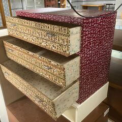 【リサイクルショップどりーむ天保山店】No.4566 ミニタンス 総柄 3段収納の画像