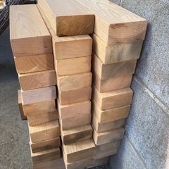 キャンプなどに　マキ　薪　29本まとめての画像