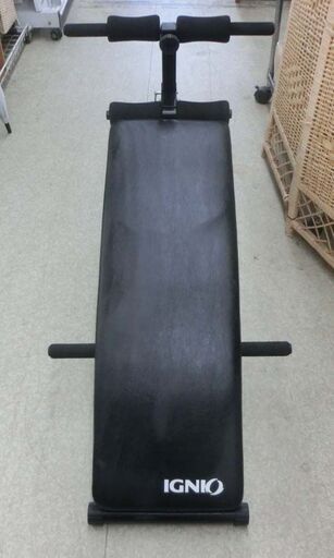 スポーツ フィットネス、トレーニング トップ 腹筋台 IGNIO シットアップカーブベンチ 全長139×幅57.5×高さ