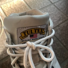 TULTEX スニーカー　ハイカットの画像