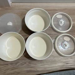 リサとガスパール　食器の画像