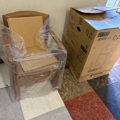 家具調のポータブルトイレの画像