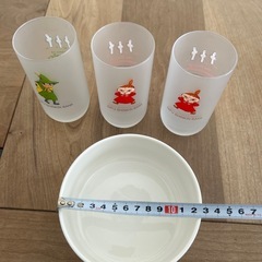 ムーミン食器とグラスセットの画像