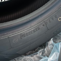 スタッドレスタイヤ 225/60/17 の画像