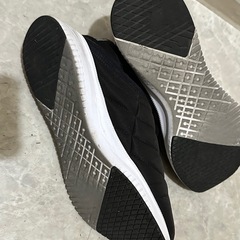 プーマ スニーカーの画像