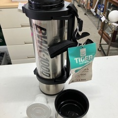 ロ 2511-051 タイガー魔法瓶（株） ダブルステンボトル BWK-1000 容量1.0L 未使用品 ※保管時の汚れ有りの画像