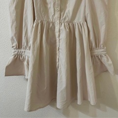 ホワイト ワンピース　の画像