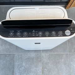 シャープ製　空気清浄加湿機の画像