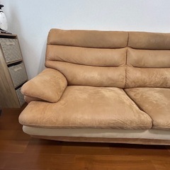 3人掛けソファーの画像