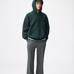 新品未使用　GU 冬物　メンズ　フレアスラックス　黒　Mサイズ　股下約70cmの画像