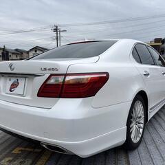 神奈川【自社ローン】保証人無可★全国対応★LS【LS460 バージョンSZ Iパッケージ】純正19インチAW/Fエアロ/レザーシート/パワーシート/シートヒーター/ワンオーナー/クルコン/TV/バックカメラ/記録簿/ETCの画像