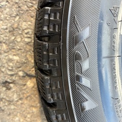 155 65 14　VRX スタッドレス　まだまだ使えるの画像