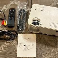プロジェクター 本体 の画像