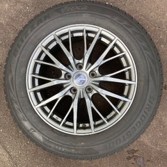 スタッドレスタイヤ ブリヂストンVRX2 225/60R17 ホイール&ナット付きの画像