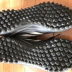 adidas⚽️トレーニングシューズ22.5の画像