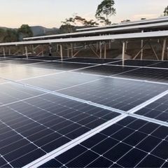 ☺︎未経験者やる気さえあれば可☺︎経験者・資格者優遇☺︎多忙の為、大募集☺︎☺︎《太陽光発電所造成・杭打ち・架台パネル設置・電気工事、メンテナンス等》の画像