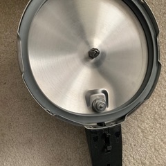 【新品同様】圧力鍋の画像