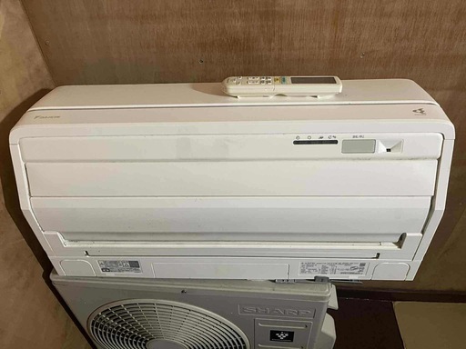 2018年製　14畳　200v エアコン