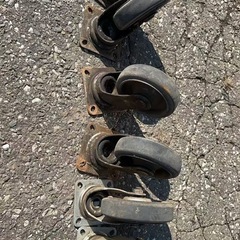 部品車輪（ぶひんしゃりん）台車取付用部品【中古】の画像