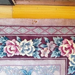 可愛い花柄高級絨毯　厚み2cmの画像