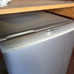 Panasonic 小型 冷蔵庫 NR-B144Wの画像