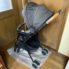 Aprica　B型ベビーカー　マジカルエアーの画像