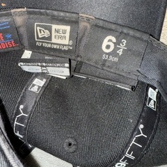 newera 帽子の画像