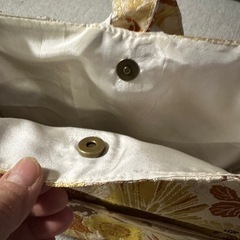 いいね無し購入タッセル&マグネットおまけ　絹帯リメイク  薄ピンク菊の画像