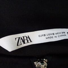 ( M-1017 )ZARA ザラ ノーカラージャケット フェイクレザー ブラック 黒 USA S レディース おしゃれ カッコイイ 中古の画像